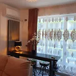 Apartment Antonia Alezzi Navodari