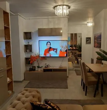 Antonia Alezzi Apartment *