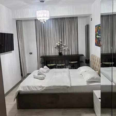 Antonia Alezzi * Năvodari