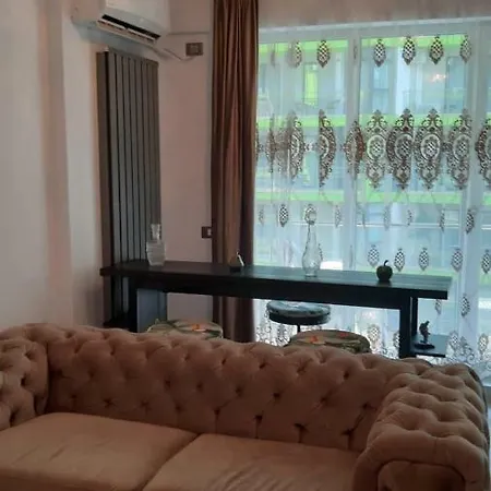 Antonia Alezzi Beach Resort Năvodari