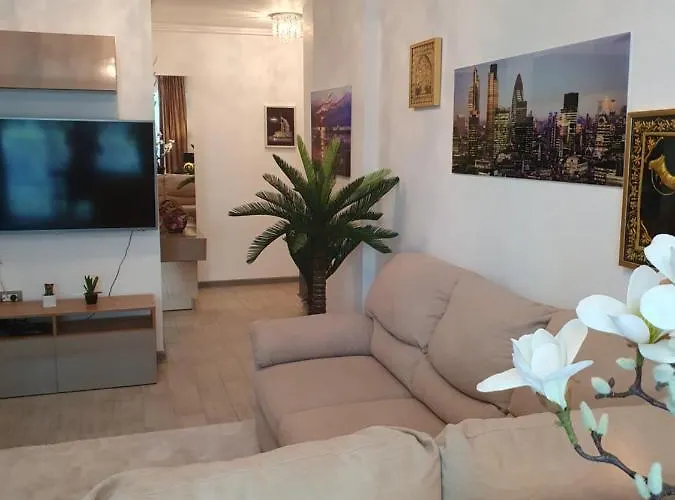 Antonia Alezzi Daire Navodari