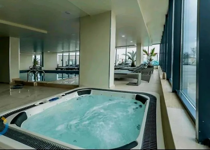 Antonia Alezzi Daire *