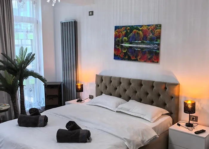 Antonia Alezzi Daire *