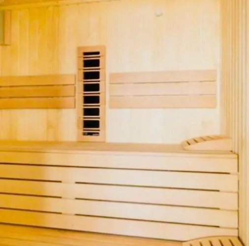 Daire Antonia Alezzi Navodari